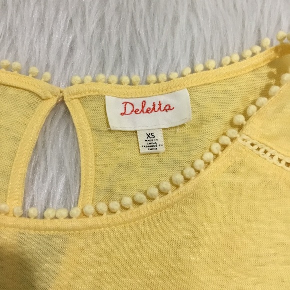 Anthropologie cottage core lightweight boho yellow ruffle top size xs - Picture 8 of 8